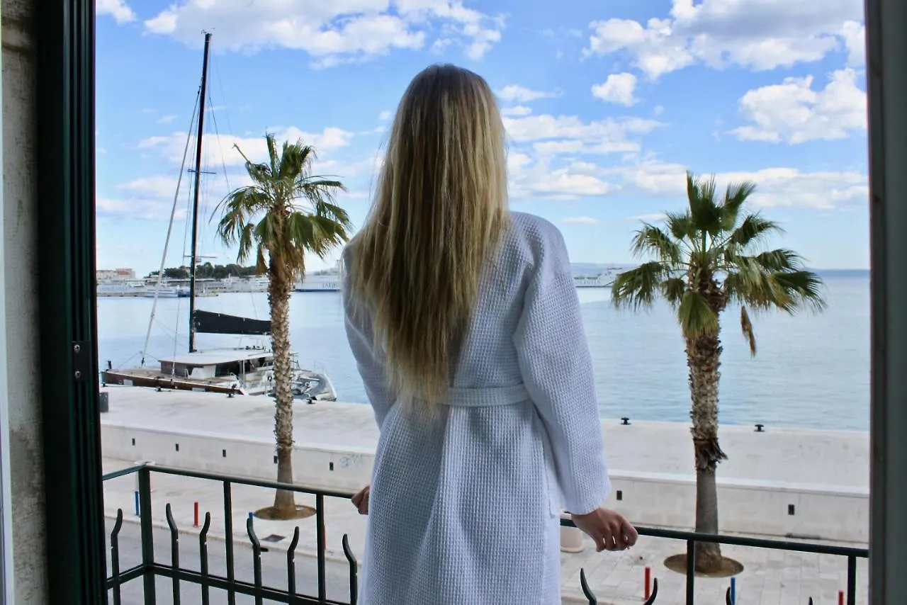 Galeria Valeria Seaside Downtown - Mag Quaint & Elegant Boutique Hotels Split Croatia