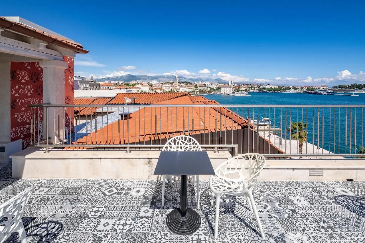 Galeria Valeria Seaside Downtown - Mag Quaint & Elegant Boutique Hotels 4*, Split