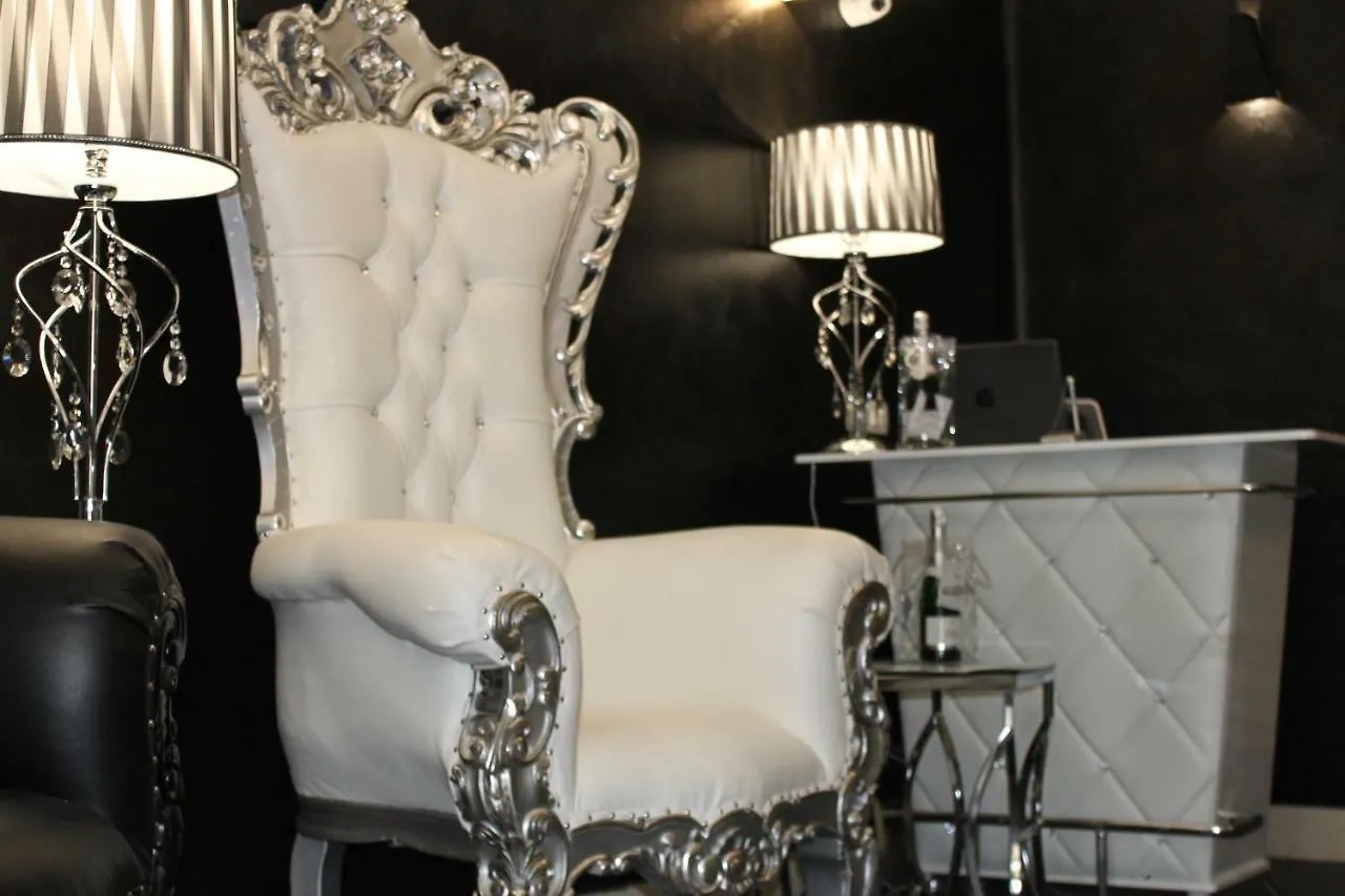 Galeria Valeria Seaside Downtown - Mag Quaint & Elegant Boutique Hotels Split